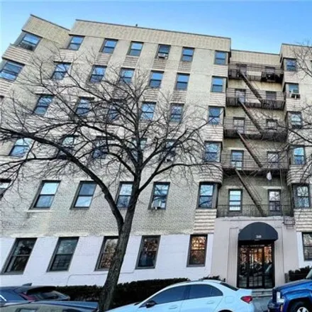 Buy this studio apartment on 340 E Mosholu Pkwy S Apt 2j in New York, 10458