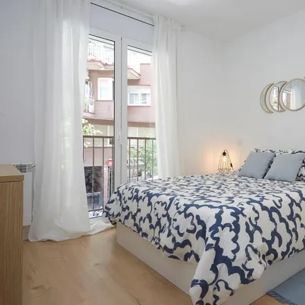 Image 1 - Carrer dels Alts Forns, 67, 08038 Barcelona, Spain - Apartment for rent