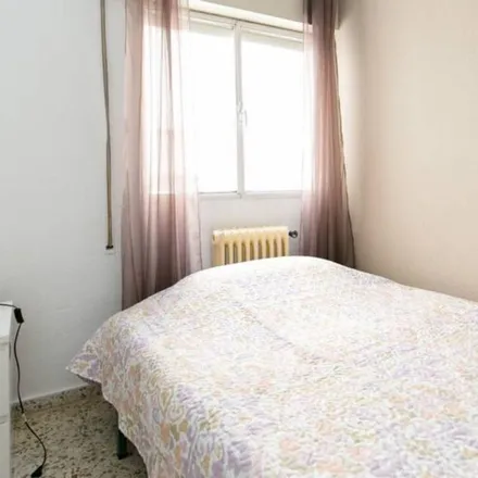 Image 7 - Calle Conde Cifuentes, 18005 Granada, Spain - Apartment for rent