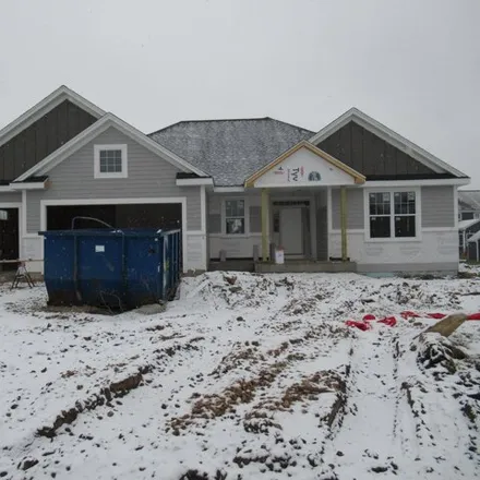 Buy this 3 bed house on W238N5551 Fieldstone Pass Circle in Sussex, WI 53089