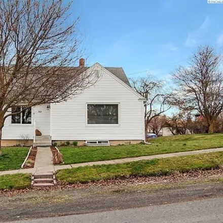 Buy this 5 bed house on 709 Gregor Street in Colton, Whitman County