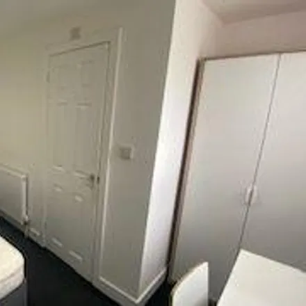 Rent this 1 bed room on 18 Gloucester Street in Coventry, CV1 3DD