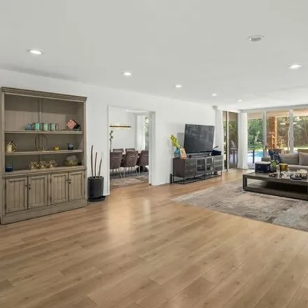 Image 7 - 711 North Sierra Drive, Beverly Hills, CA 90210, USA - House for rent