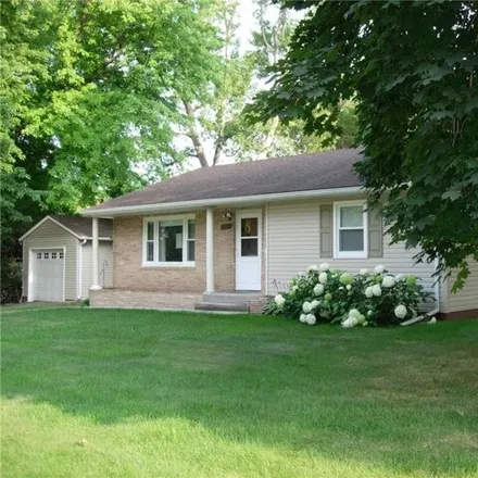 Buy this 2 bed house on 522 Eichelberger Avenue in Montevideo, MN 56265