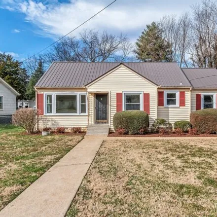 Buy this 3 bed house on 1021 Harrison Avenue in Murfreesboro, TN 37130