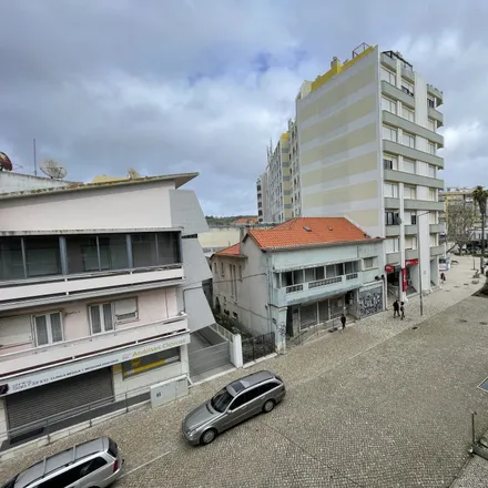 Image 4 - Lobo do Mar, Avenida da República 14, 2825-399 Costa da Caparica, Portugal - Room for rent
