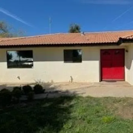 Rent this 3 bed house on North Highland Avenue in Fresno County, CA 93619