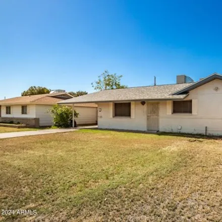 Buy this 3 bed house on 1933 East Concorda Drive in Tempe, AZ 85280