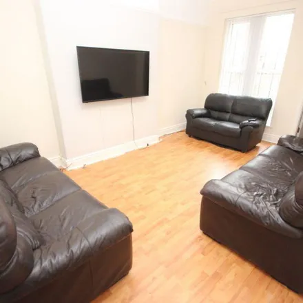 Image 2 - SMITHDOWN RD/GRANVILLE RD, Smithdown Road, Liverpool, L7 4JQ, United Kingdom - Apartment for rent