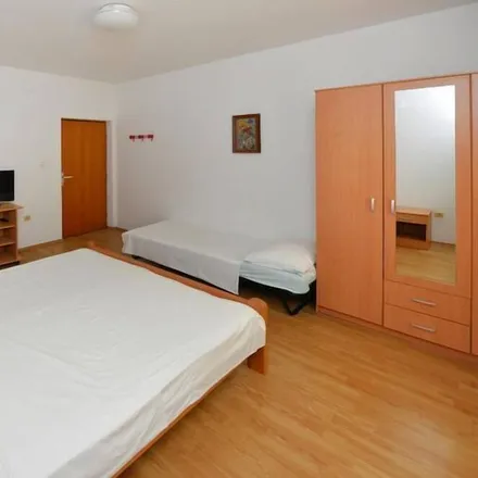 Image 5 - 53294 Grad Novalja, Croatia - House for rent
