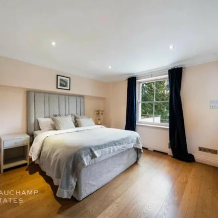 Image 7 - Marrick House, Mortimer Crescent, London, NW6 5NT, United Kingdom - House for rent