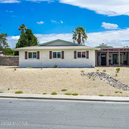 Buy this 5 bed house on 1740 Imperial Ridge Street in Las Cruces, NM 88011