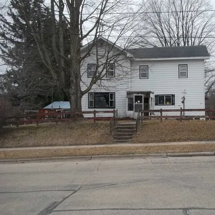 Buy this 4 bed house on 65 Waupaca Street in Clintonville, WI 54929