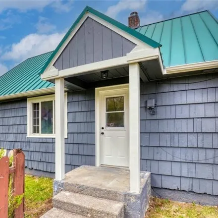 Buy this 3 bed house on 1305 Cascade Street in Darrington, Snohomish County