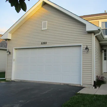 Buy this 2 bed condo on Cheney Drive in South Beloit, Roscoe Township