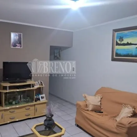 Buy this 3 bed house on Rua Doutor Theodoro José Bayeux in Vila Nossa Senhora das Vitórias, Mauá - SP