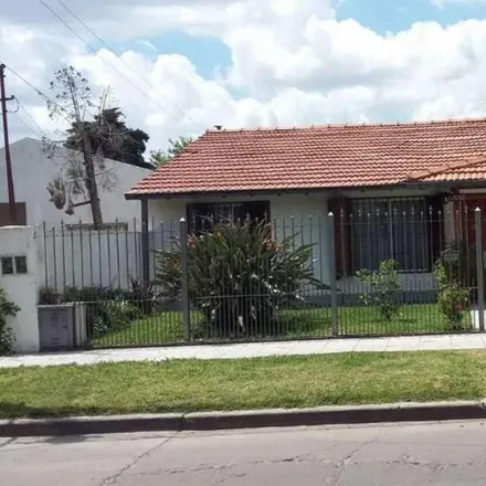 Buy this studio house on Fernández de la Cruz in Partido de Ituzaingó, B1714 LVH Ituzaingó