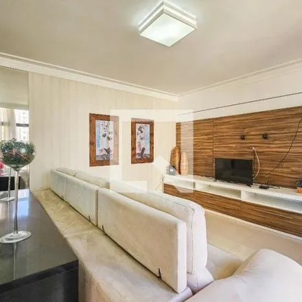 Rent this 3 bed apartment on Avenida Marechal Deodoro da Fonseca 1392 in Pitangueiras, Guarujá - SP