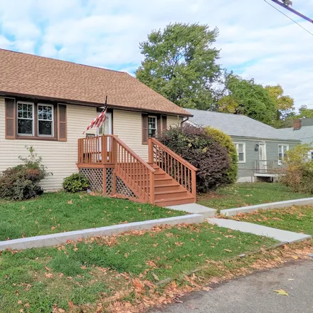 Buy this 4 bed house on 23 Lincoln Court in Keansburg, NJ 07734
