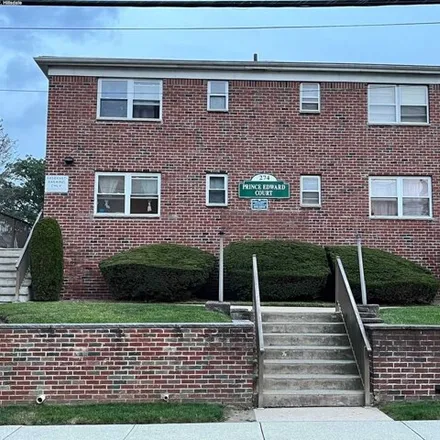 Rent this 1 bed apartment on 266 Park Street in Hackensack, NJ 07601