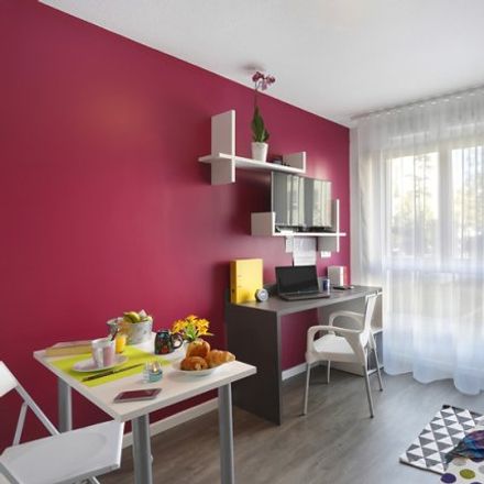 Rent this 1 bed apartment on Dijon in Les Grésilles, BOURGOGNE-FRANCHE-COMTÉ