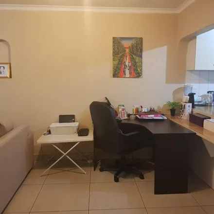 Image 2 - Woodley Road, Cresta, Johannesburg, 2001, South Africa - Apartment for rent