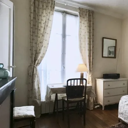 Image 7 - 17 Rue de la Comète, 75007 Paris, France - Apartment for rent