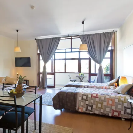 Rent this 1 bed apartment on Topatudo Reparações in Rua dos Mártires da Liberdade, 4050-363 Porto
