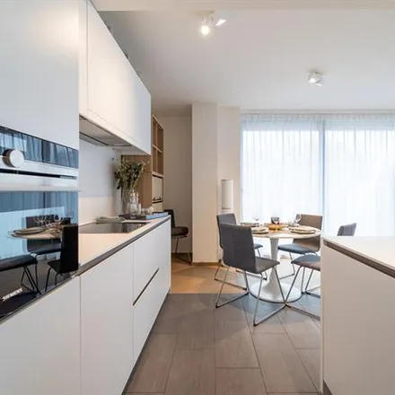 Image 9 - Avenue Louise - Louizalaan 306, 1050 Brussels, Belgium - Apartment for rent