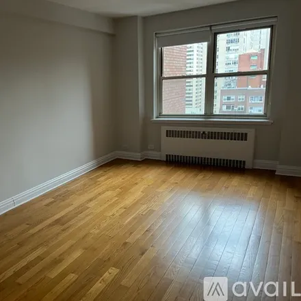 Rent this 1 bed apartment on Park Ave