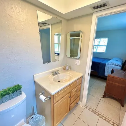 Rent this 3 bed apartment on 5921 27th Street South in Saint Petersburg, FL 33712