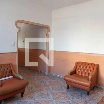 Buy this 2 bed apartment on Ed. Mont Clair in Rua São João 25, Centro