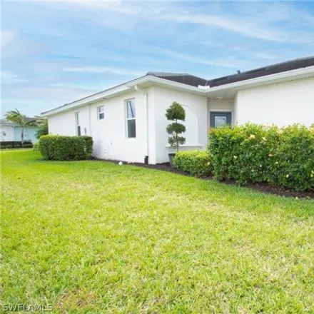 Image 2 - 3614 Crimson Lane, Fort Myers, FL 33916, USA - House for sale