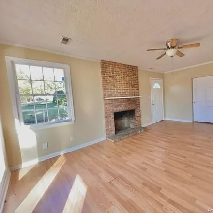 Image 4 - 256 Brewster Drive, Fayetteville, NC 28303, USA - House for sale