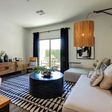 Image 2 - 3307 West Florimond Road, Phoenix, AZ 85086, USA - Apartment for rent