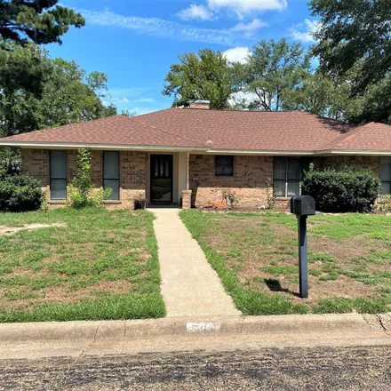 Buy this 3 bed house on 2199 South Williams Avenue in Mount Pleasant, TX 75455