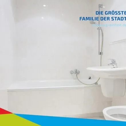 Rent this 3 bed apartment on Max-Müller-Straße 13 in 09123 Chemnitz, Germany