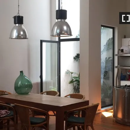 Rent this 2 bed apartment on Carrer d'Enric Granados in 139, 08008 Barcelona