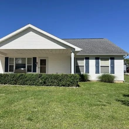 Buy this 3 bed house on 106 Pickett Ridge in Taney County, MO 65679