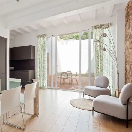 Rent this 4 bed apartment on Verde Jade in Carrer de Ramón y Cajal, 11