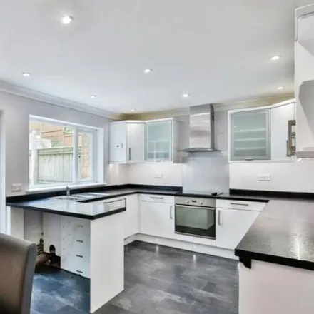 Image 2 - Loewy Crescent, Bournemouth, Christchurch and Poole, BH12 4PQ, United Kingdom - Townhouse for sale