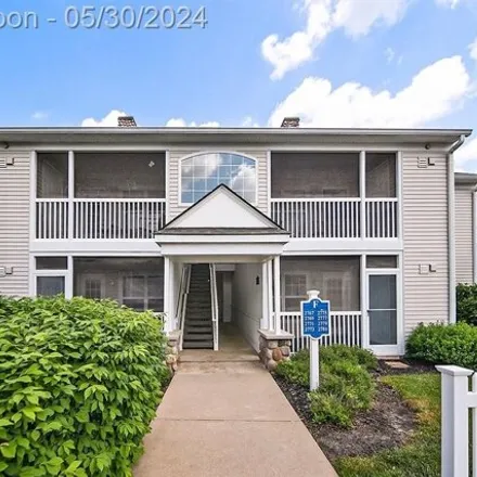 Buy this 2 bed condo on 2777 South Knightsbridge Court in Ann Arbor, MI 48105