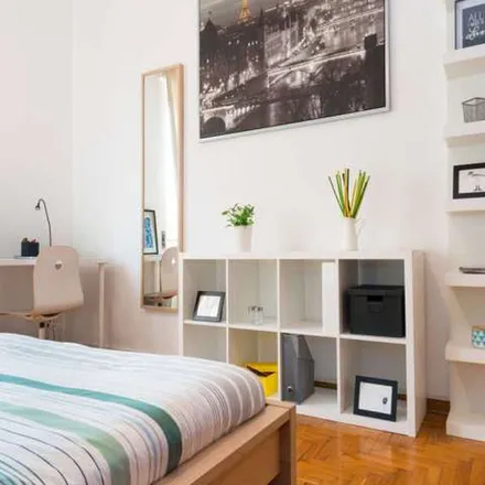 Image 3 - Via Zante, 20138 Milan MI, Italy - Apartment for rent