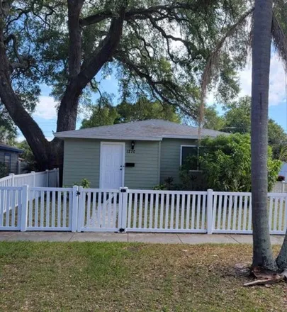 Image 2 - 1224 13th Street South, Saint Petersburg, FL 33705, USA - House for sale