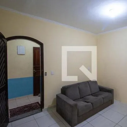 Rent this 2 bed house on Rua Moisés Alves dos Santos in Itaim Paulista, São Paulo - SP