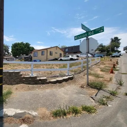 Buy this 3 bed house on 132 N Mission Rd in Fallbrook, California