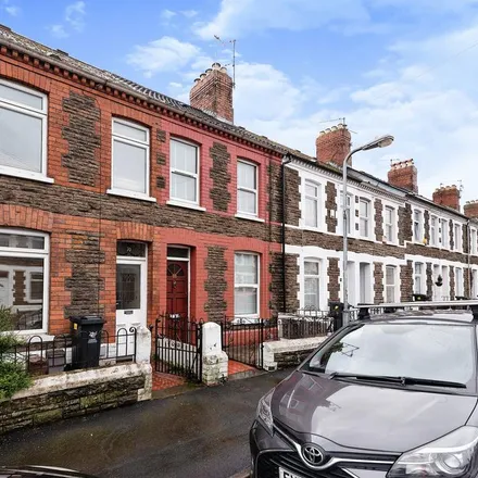 Rent this 2 bed townhouse on Keppoch Street in Cardiff, CF24 3JS