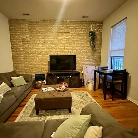 Image 2 - 1531 West Thomas Street, Chicago, IL 60622, USA - House for rent