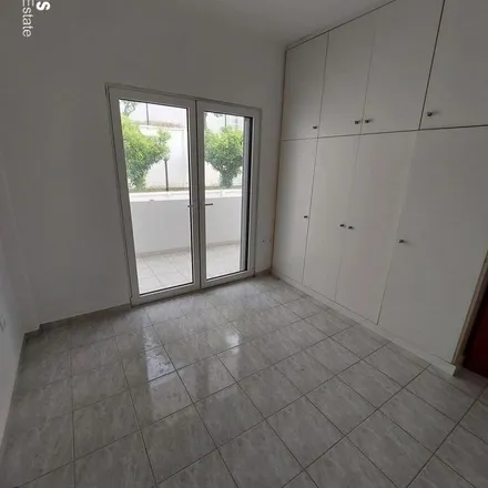 Rent this 2 bed apartment on ΠΛΑΤΕΙΑ in Βασιλέως Κωνσταντίνου, Koropi