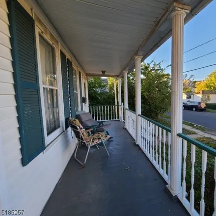 Image 1 - 58 Dupont Street, North Plainfield, NJ 07060, USA - House for sale